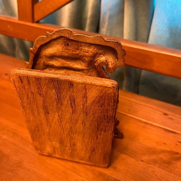Vintage  napkin letter holder With "Give Us This Day Our Daily Bread" Engraving - Picture 4 of 8